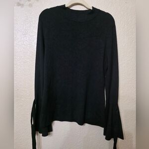 VENUS Elegant Black Long Sleeve Sweater with Tie Details